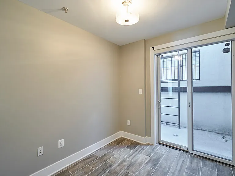 1801 Swann St NW #101 — Photo 18