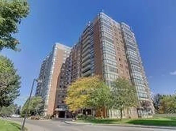 7601 Bathurst St, Vaughan, ON