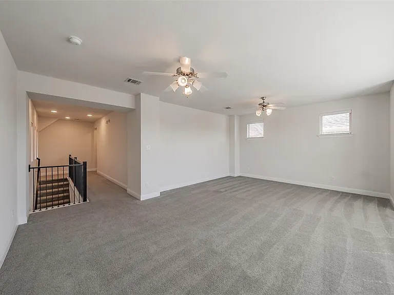 8075 Sunflower Ln — Photo 20
