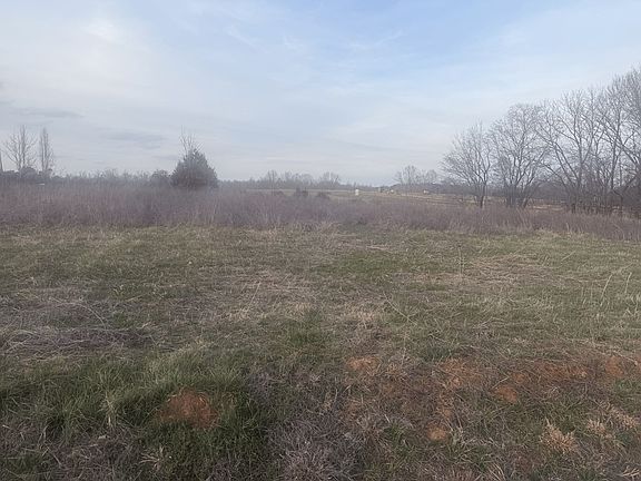 3rd image of 5685 Canoe Way