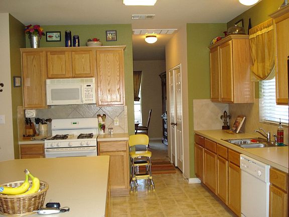 Open Kitchen To Livingroom