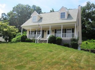 11 Scott Hollow Dr, Holyoke, MA 01040