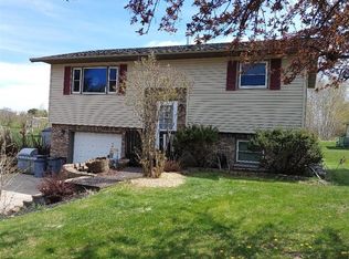 1695 William St, Cumberland, WI 54829