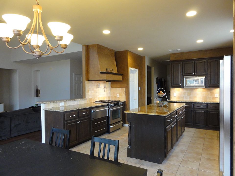 1st image of 321 Mineral Springs Dr