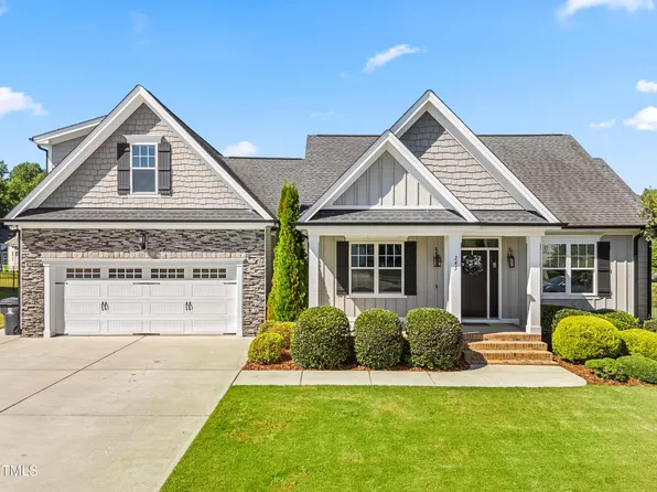 245 Beckwith Ave, Clayton, NC 27527