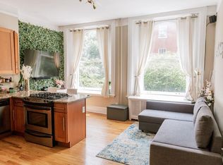 1109 Spruce St APT 2F, Philadelphia, PA
