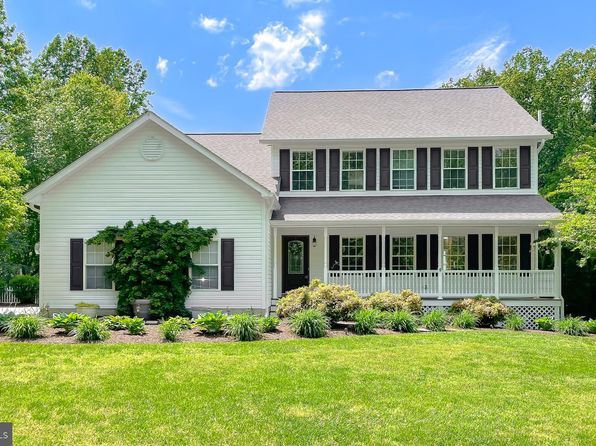 1825 Lottie Fowler Rd, Prince Frederick, MD 20678