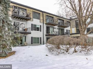 183 Little Canada Rd #106, Little Canada, MN 55117
