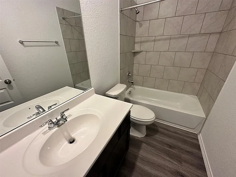 16544 Moss Ln — Photo 11