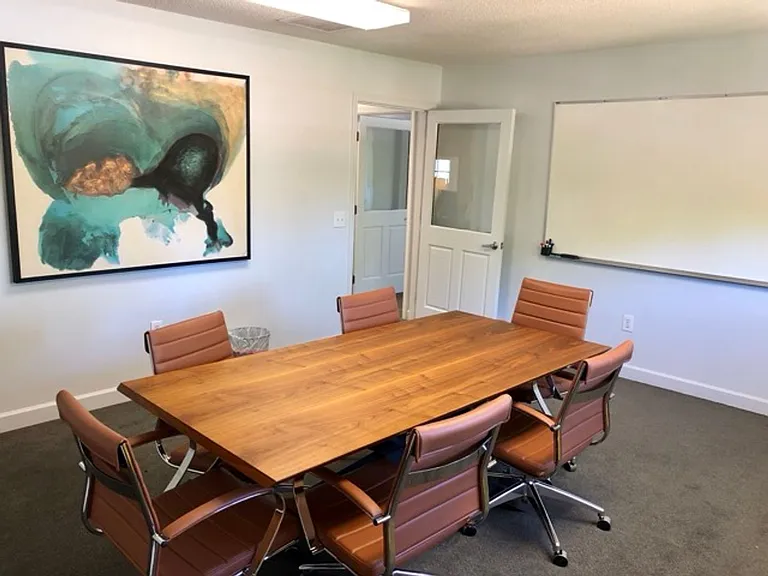 102 University Village Dr #L — Photo 30