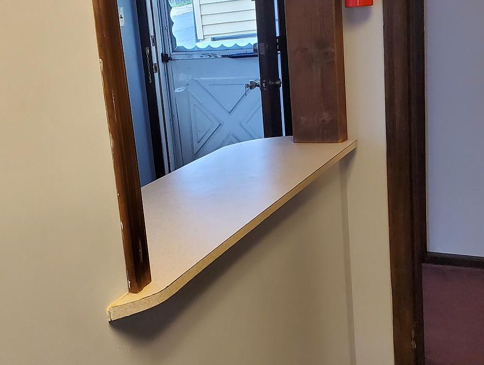 Looking from kitchen to Entrance