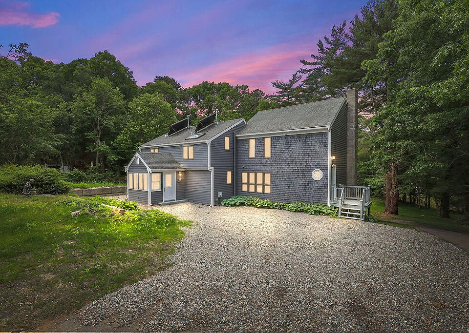 1st image of 37 Pickerel Way