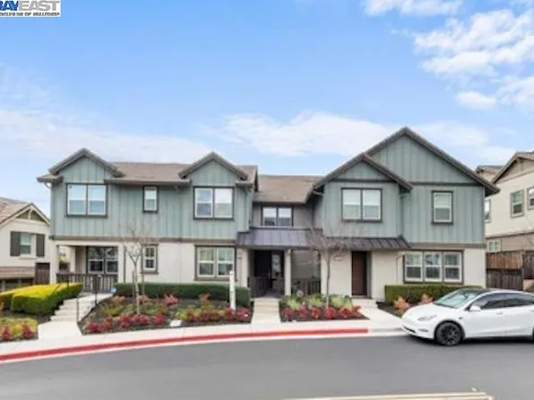 7032 Calistoga Ln, Dublin, CA 94568