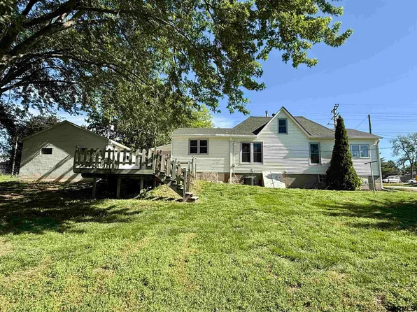 619 N 4th St, Nebraska City, NE 68410