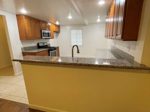 197 Marbrisa, 6141 Marbrisa Ave #6141D, Huntington Park, CA 90255