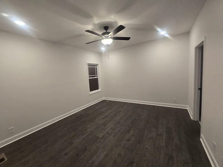 509 N Halifax Ct — Photo 8