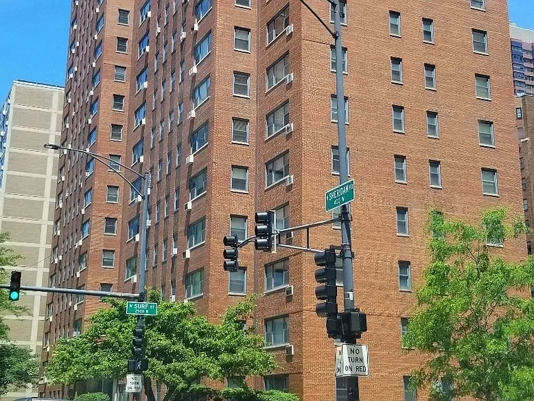 2909 N Sheridan Rd #1801 — Photo 18