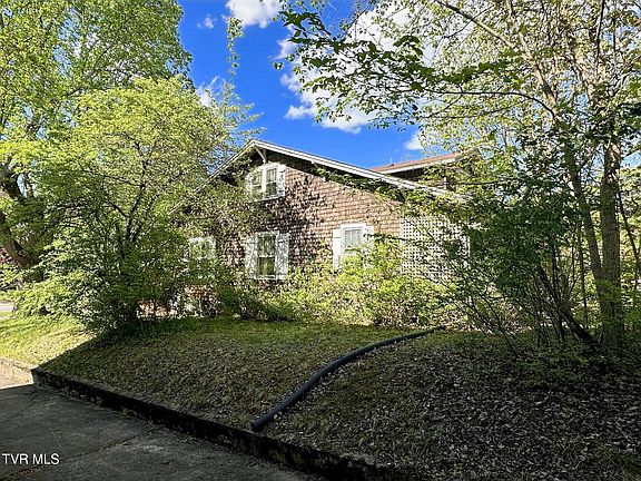 5th image of 612 Euclid Ave