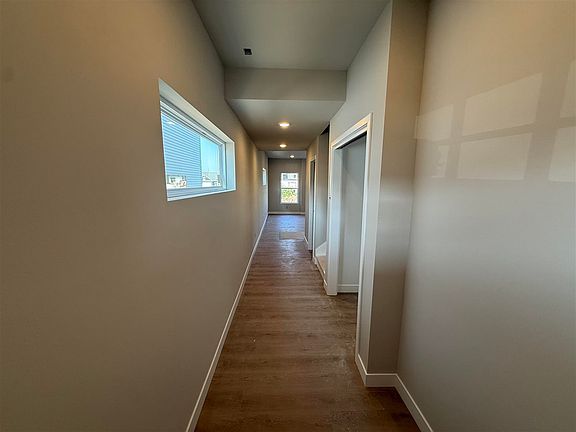 5th image of 1235 Jackson Dr