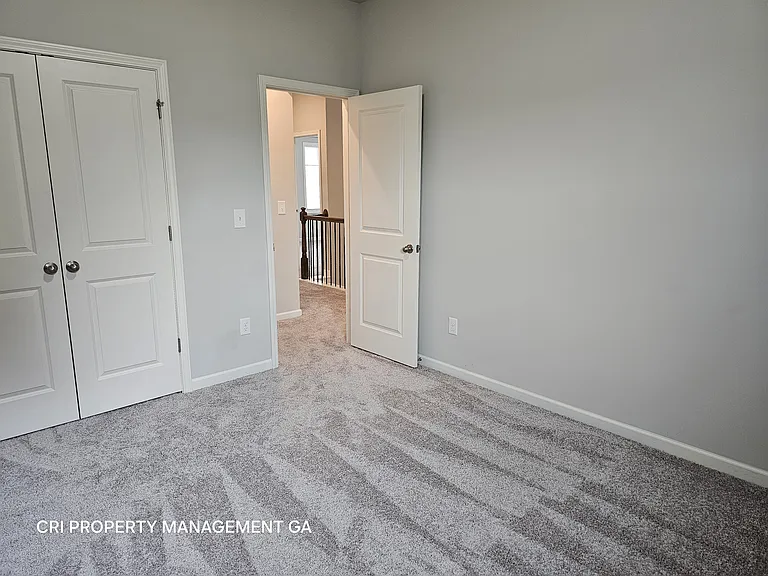 352 Newshaw Dr — Photo 39
