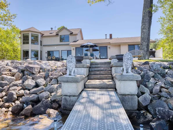 44 Long Sands Road, Ossipee, NH 03814