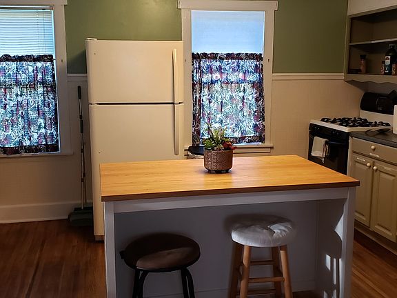 4th image of 10917 Welsh Hill Rd #1
