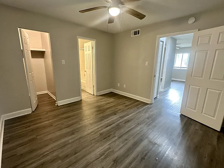 200 W Adair St — Photo 13