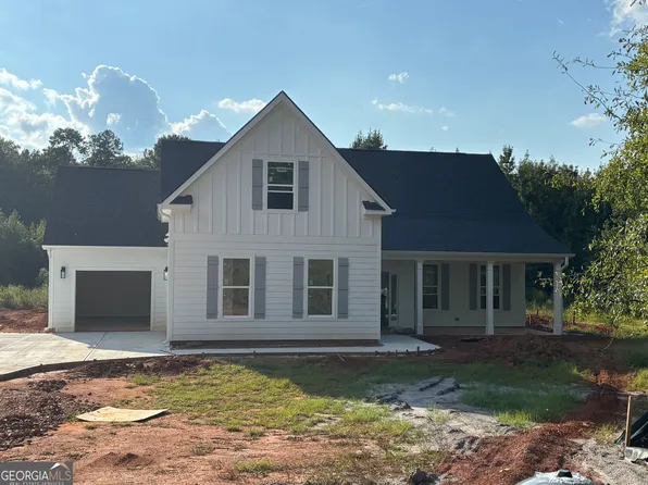 75 Oak Rd, Locust Grove, GA 30248