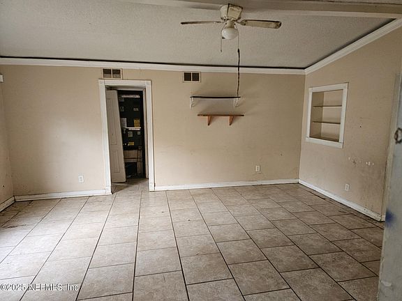 4th image of 3340 PEACH Drive