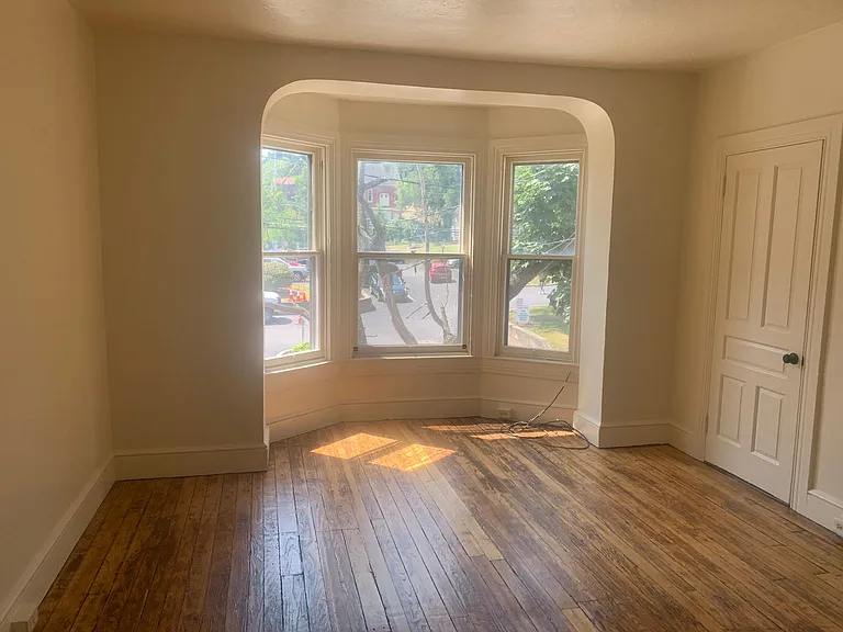 335 E Philadelphia St #2 — Photo 10