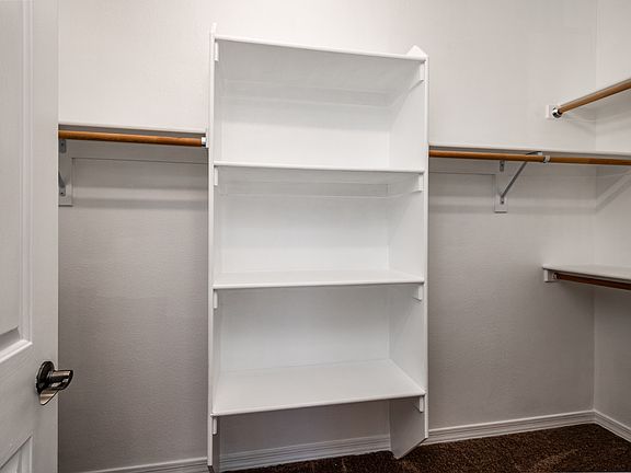 4th image of 2790 Huntridge Way