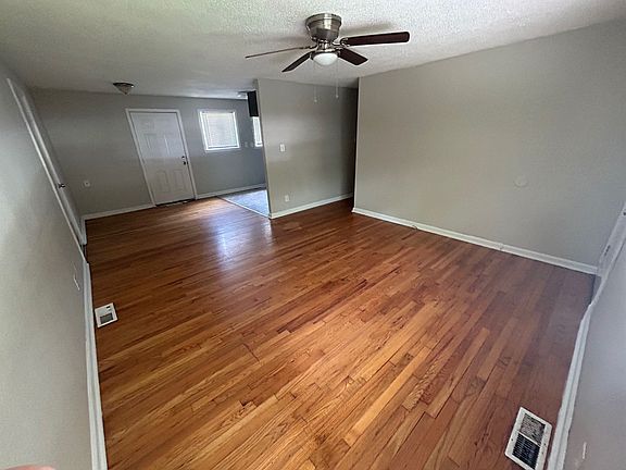 2nd image of 7206 E 86th St