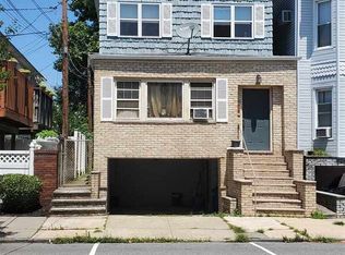 77 W 9th St FLOOR 2, Bayonne, NJ 07002