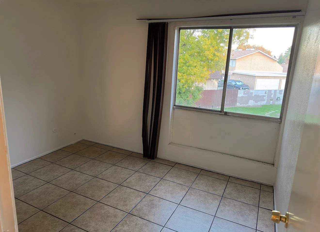 5801 Almendra Ct — Photo 4