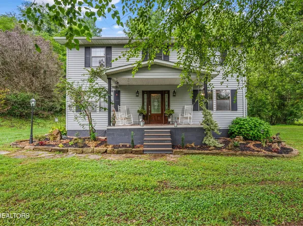 1002 Old Lake City Hwy, Clinton, TN 37716