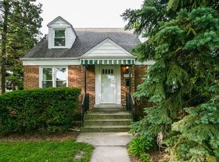 9547 Jackson Ave, Brookfield, IL 60513