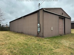 1200 31st St, Vienna, WV 26105