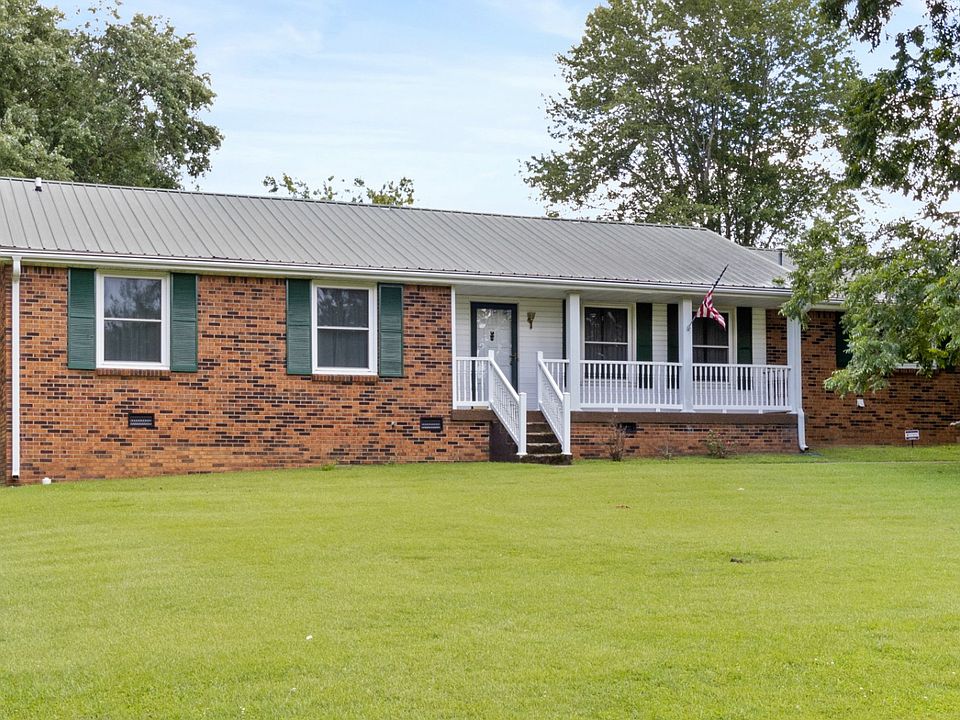 1st image of 2269 Blakemore Dr