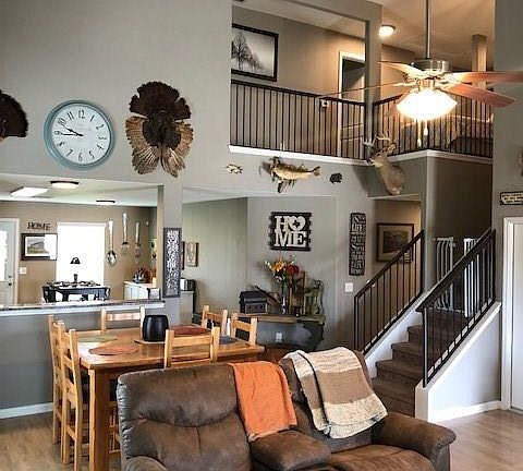 3rd image of 114 Esparza Ct