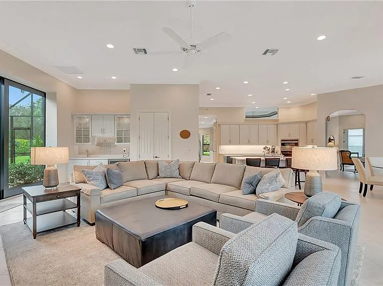 11238 Five Oaks Ln — Photo 23