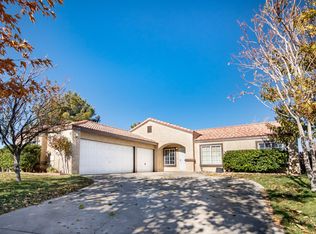 6011 Sandpiper Pl, Palmdale, CA 93552