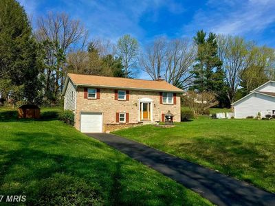 2125 Round Hill Rd, Fallston, MD, 21047