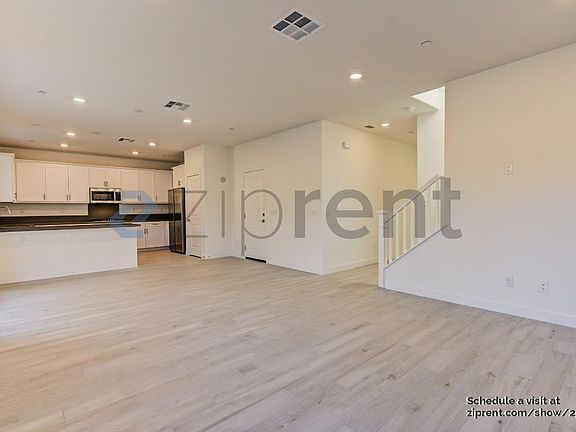 5th image of 35431 Bains Ave