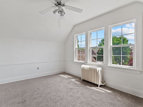 4th image of 1630 Cleveland Ave APT 2