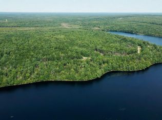 5 Robert Rd, Kemptville, NS B0W1Y0