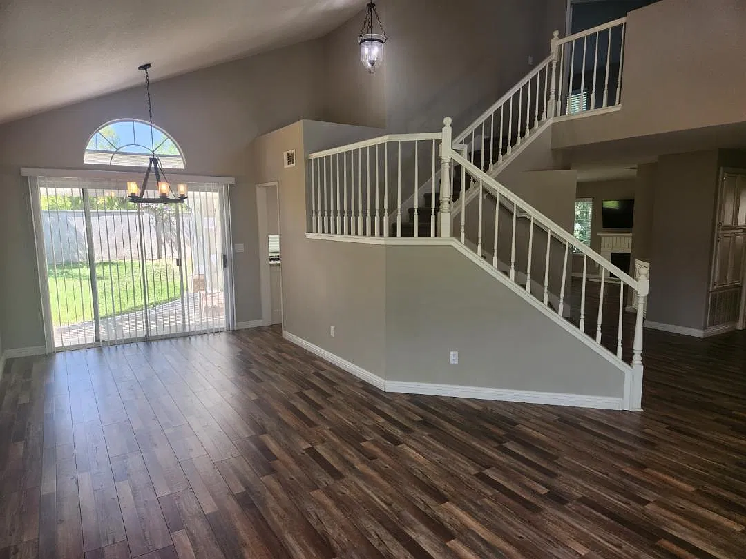 4 bed, 2018 sqft, $3,800 — Photo 2