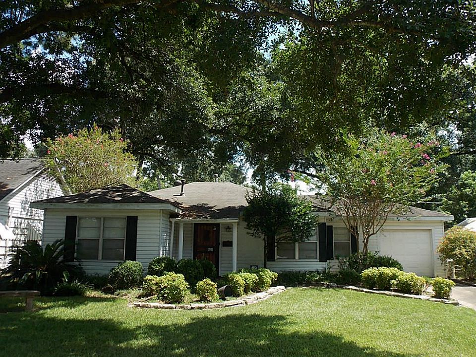 1st image of 1521 Gardenia Dr