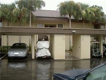 3rd image of 5950 Trailwinds Dr APT 213