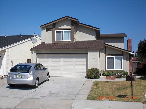 1st image of 1228 Royal Crest Dr