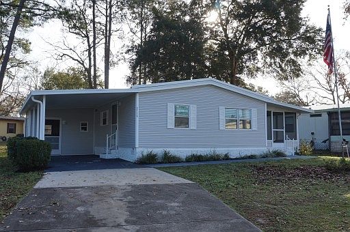 1st image of 6413 Lakewood Dr Unit D